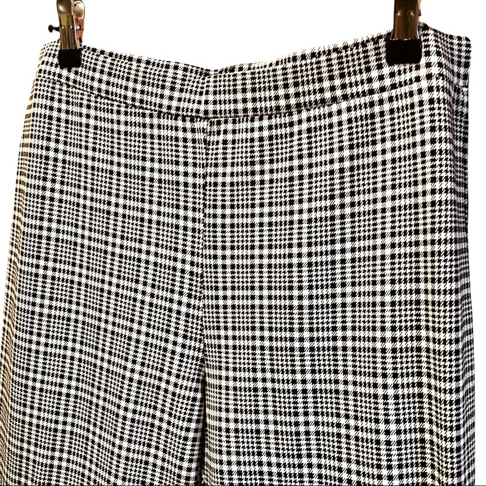 Houndstooth Plaid Leggings. Size L NWOT - Picture 2 of 3